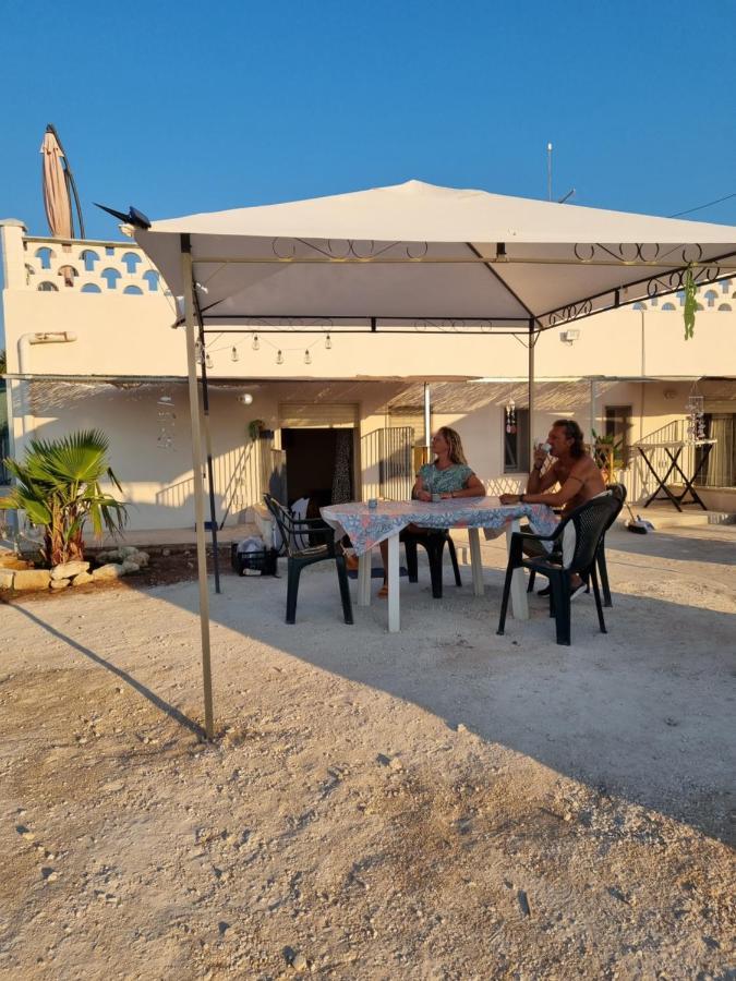 Le Case Di Pat - Palms Home San Pietro in Bevagna Esterno foto