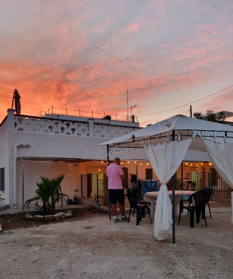 Le Case Di Pat - Palms Home San Pietro in Bevagna Esterno foto